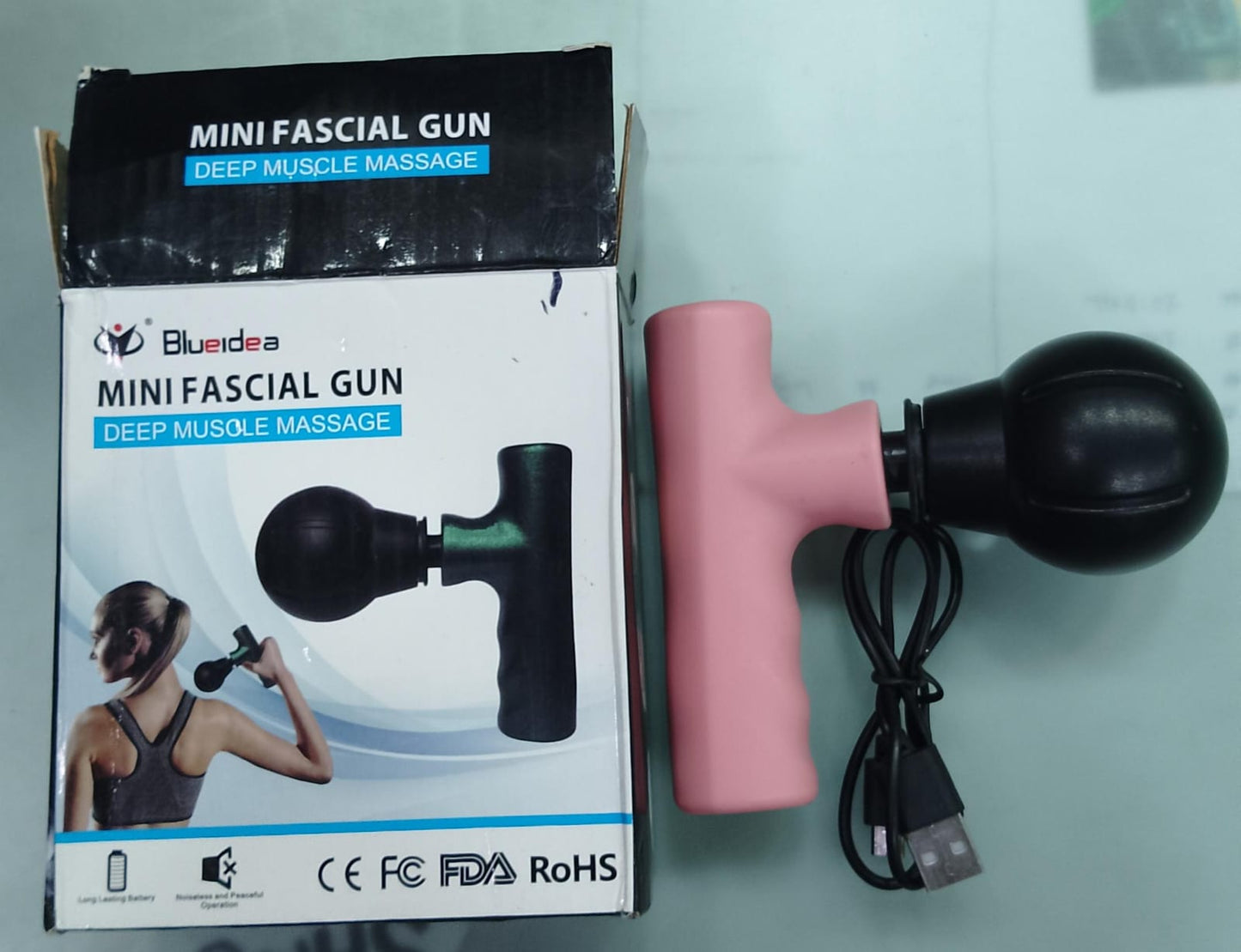Black Mini Fascial Gun – Portable Deep Muscle & Face Massager for Gym and Home Use