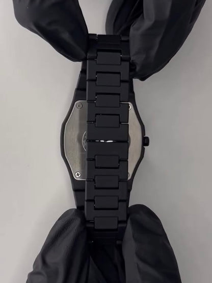 Full BLACK AURA Quartz Watch – Lightweight Design