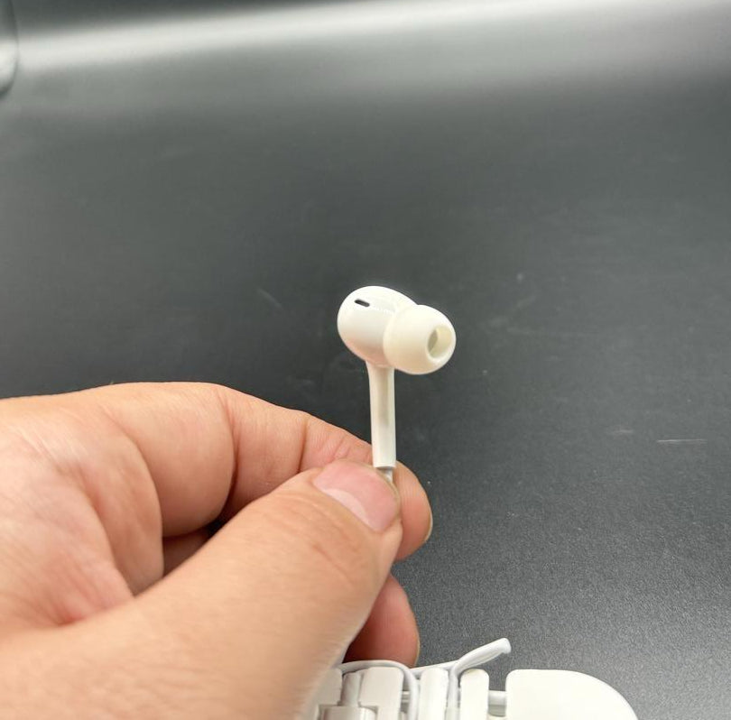 Apple Ear Headphones Wired Earphone for iPhone Microphone Ear Phone - Hands-Free