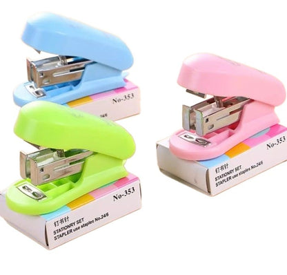 Pack of 2 Mini Staplers with Pins