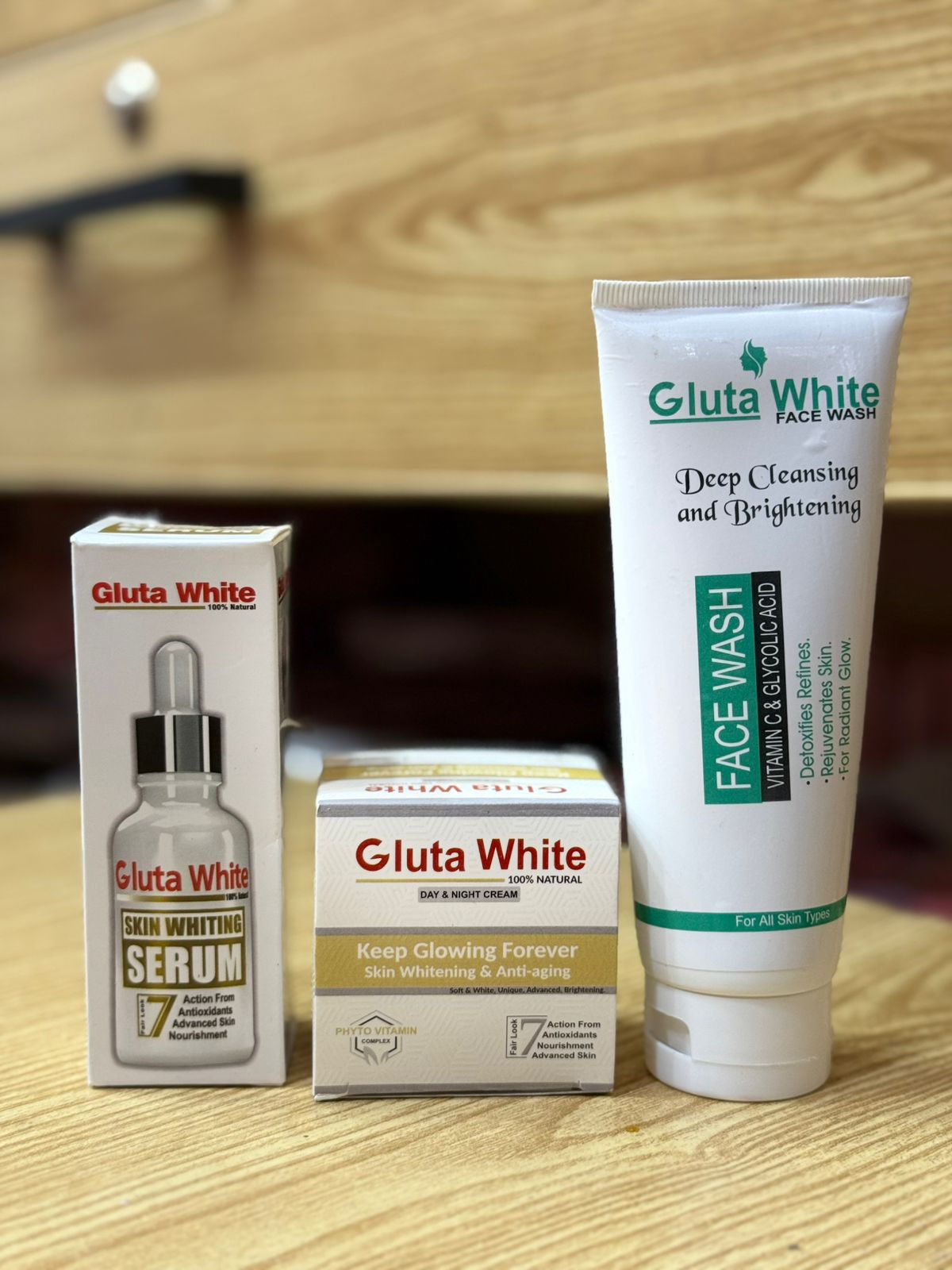 Gluta Facewash 100ml & Gluta Serum 30ml Deal