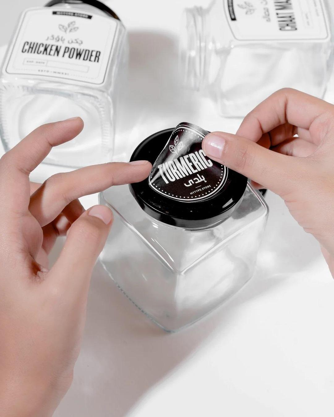 Stylish 8 Pcs Spices Jar Set