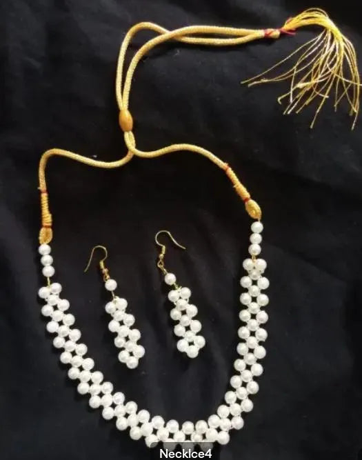 Beautiful Pearl Necklace With Earings
