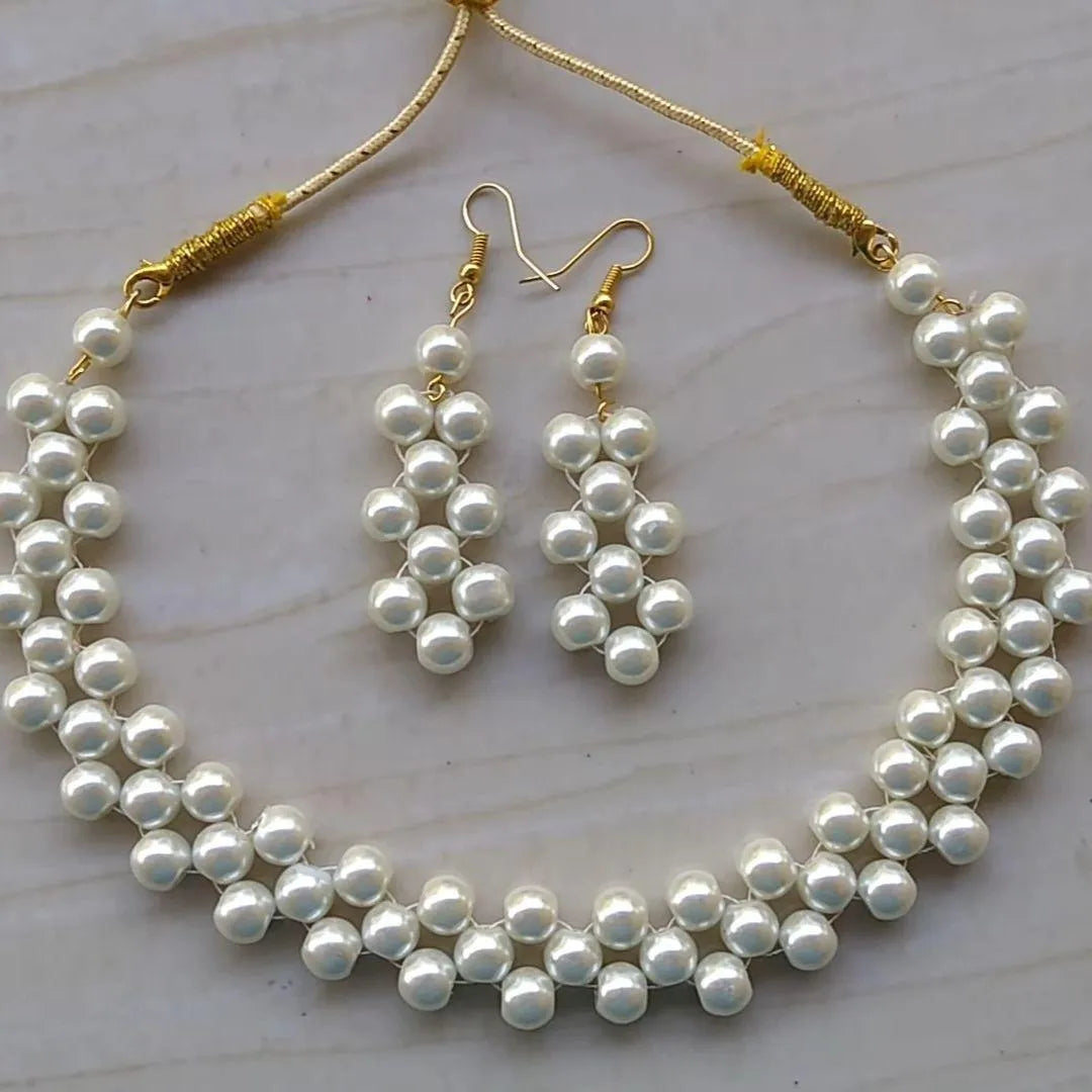Beautiful Pearl Necklace With Earings