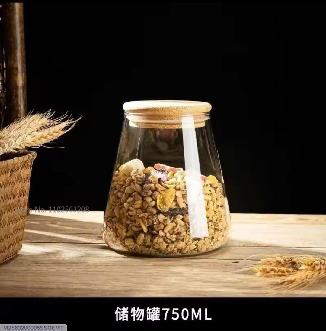 1 Pc Glass Jar With Bamboo Lid - 750 Ml