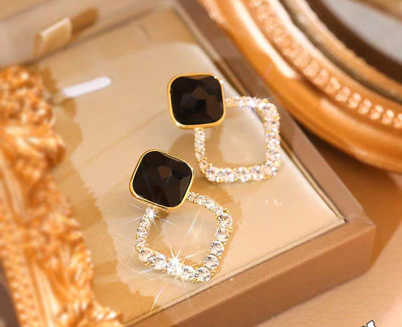 Zircon Korean Black Shiny Earing